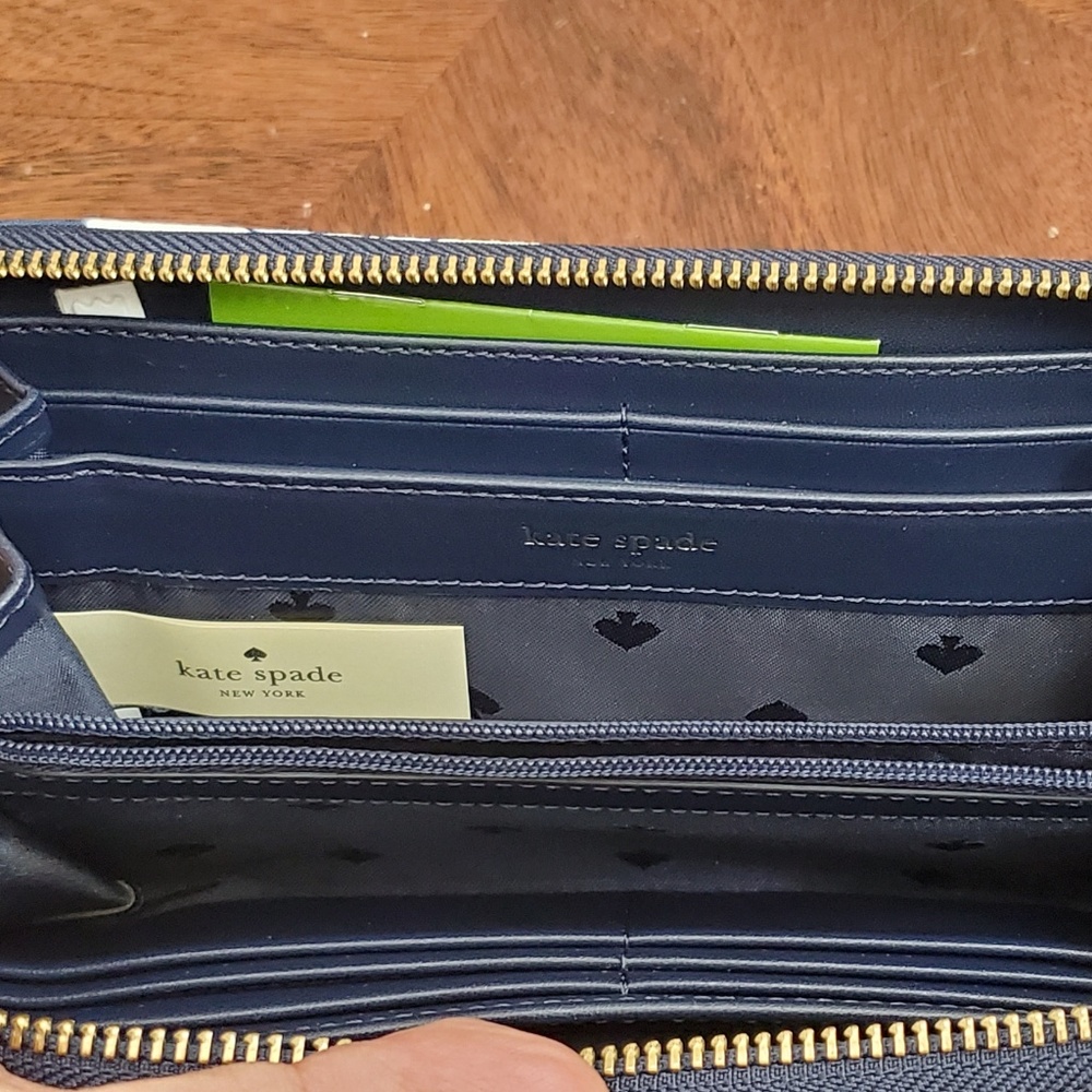 ❌SOLD❌Kate Spade Dawn Breezy Floral Wallet - Picture 5 of 6